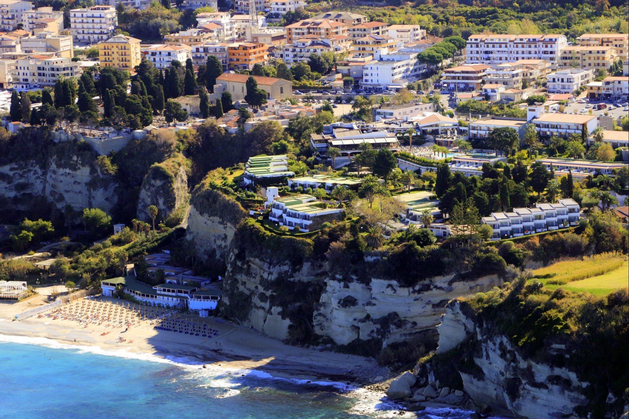 ホテル Aldiana Club Rocca Nettuno Calabria トロペーア エクステリア 写真