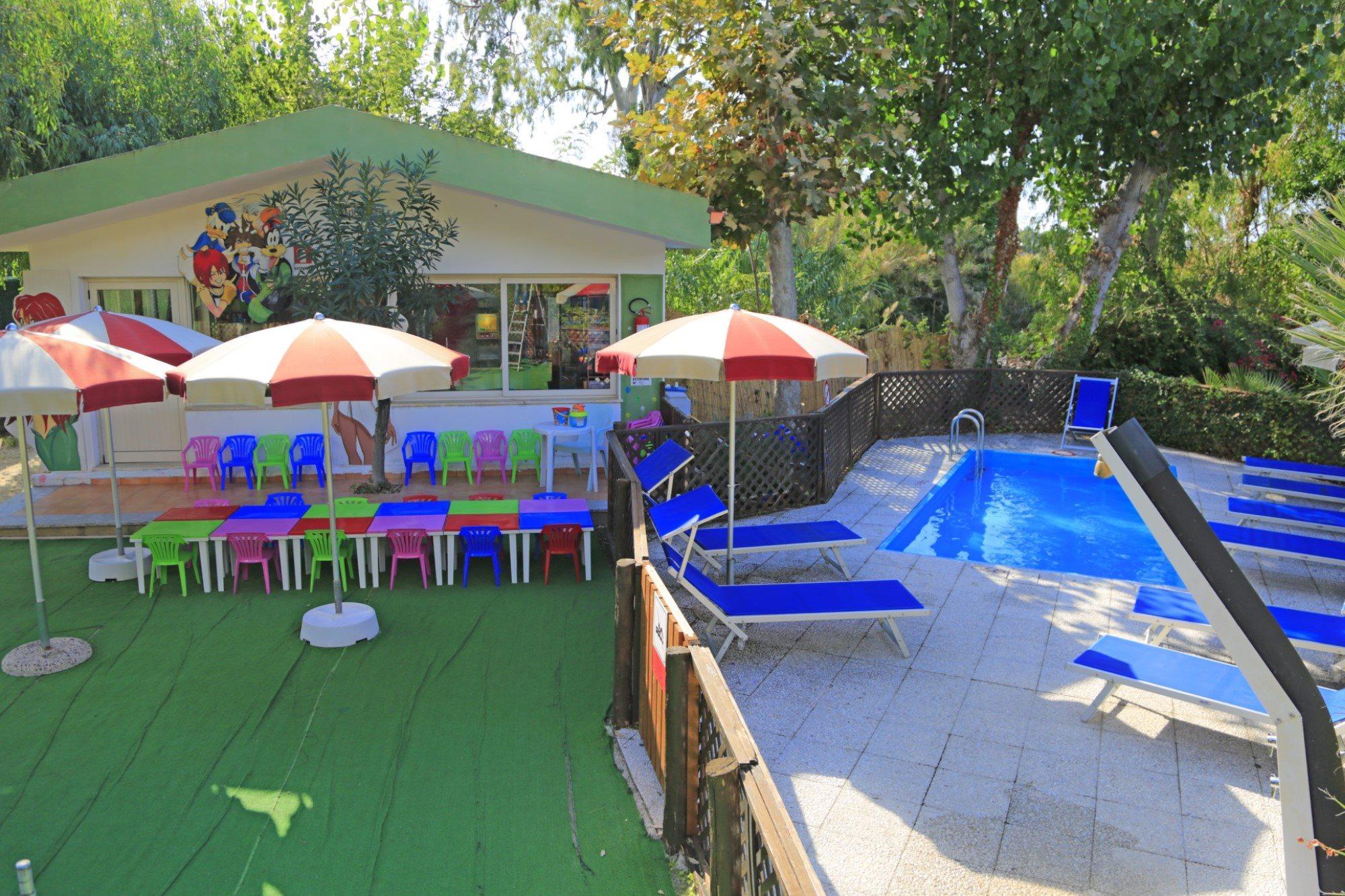 ホテル Aldiana Club Rocca Nettuno Calabria トロペーア エクステリア 写真