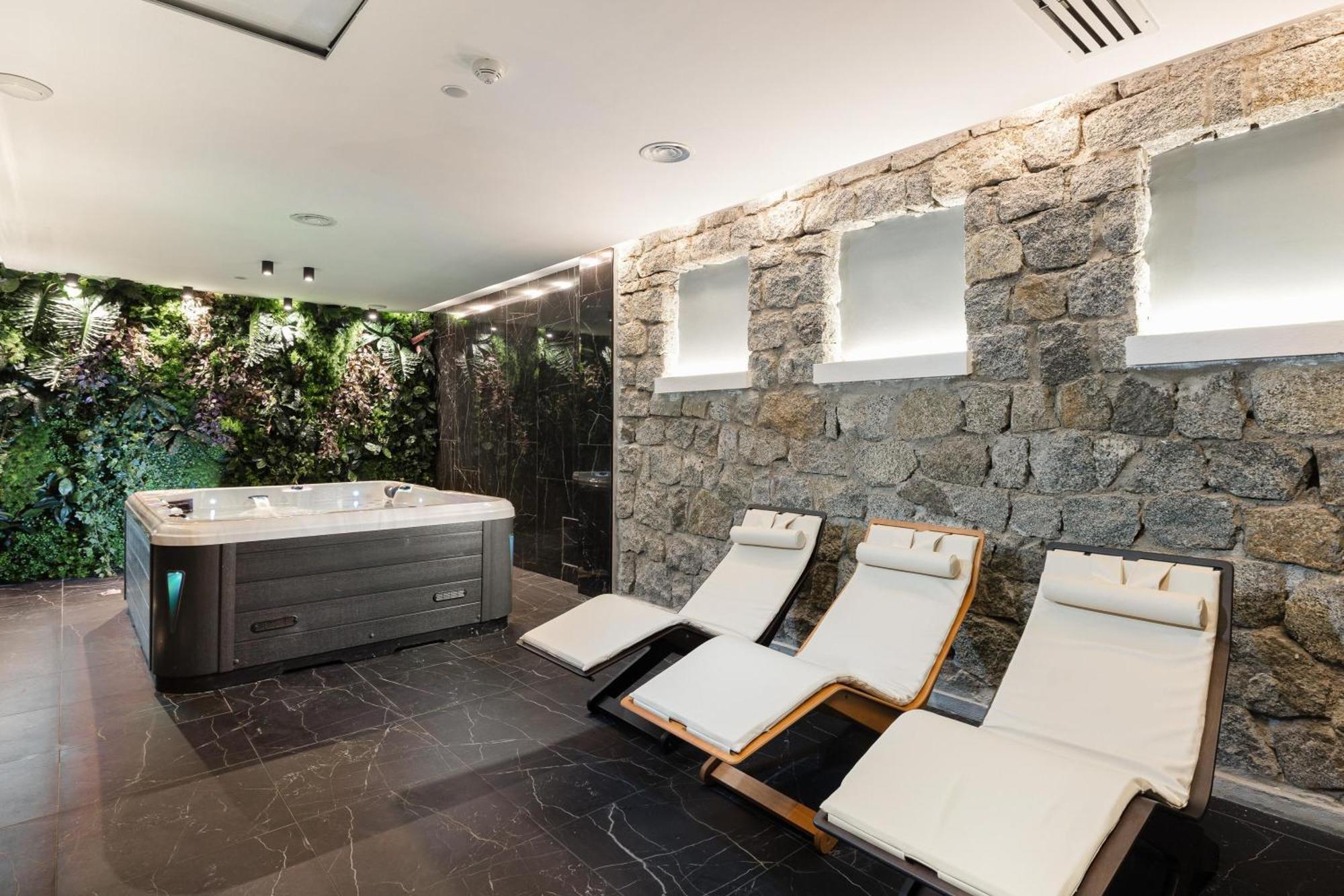 ホテル Aldiana Club Rocca Nettuno Calabria トロペーア エクステリア 写真